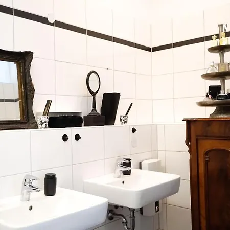 Boutique Loft Fuer Bis Zu 6 Personen * Dusseldorf