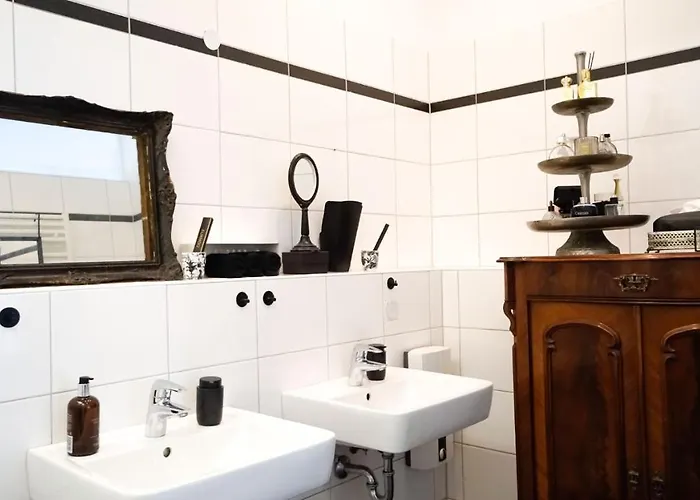 Boutique Loft Fuer Bis Zu 6 Personen * 뒤셀도르프