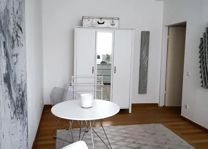 Boutique Loft Fuer Bis Zu 6 Personen Düsseldorf